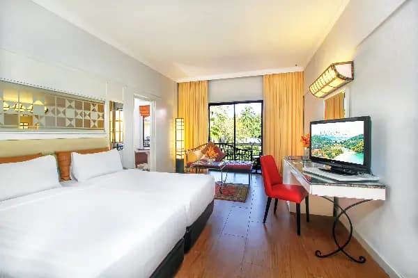 4-star hotel room