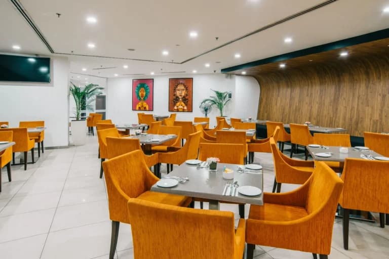 TrEat Restaurant · in-house dining